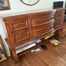Sideboard