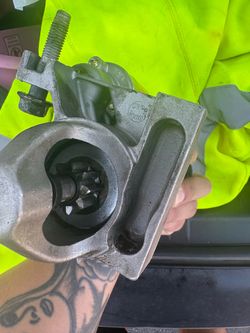 Engine starter