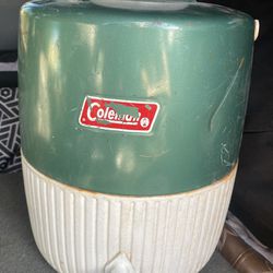 Vintage Coleman Beverage Dispenser/cooler