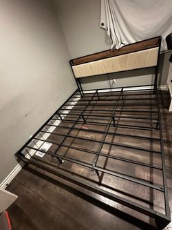 Bed frame Cal king
