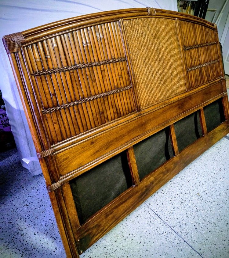 4 PC Tommy Bahama Bedrm Set 