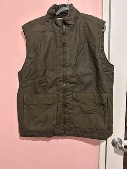 Men’s vest size L.
