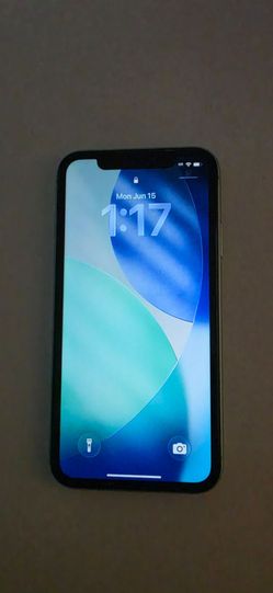 Iphone 11 unlocked 128 gb like new