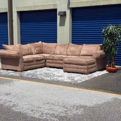 Tan U-Shaped Kevin Charles Sectional with Chaise-CAN DELIVERY