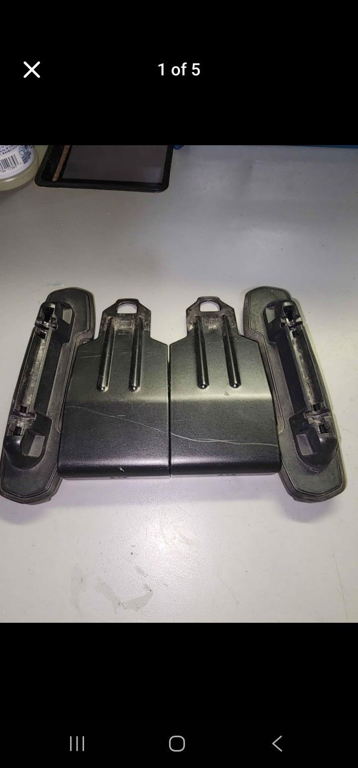 Yakima 128 / B49 BaseClip for Baseline Tower