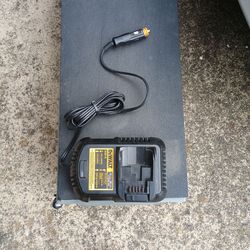 DeWalt 12/20 volt car charger