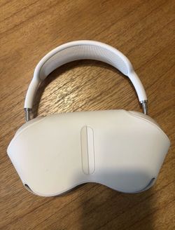 AirPod max starlight color