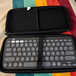 Logitech Pebble Keyboard, K380s