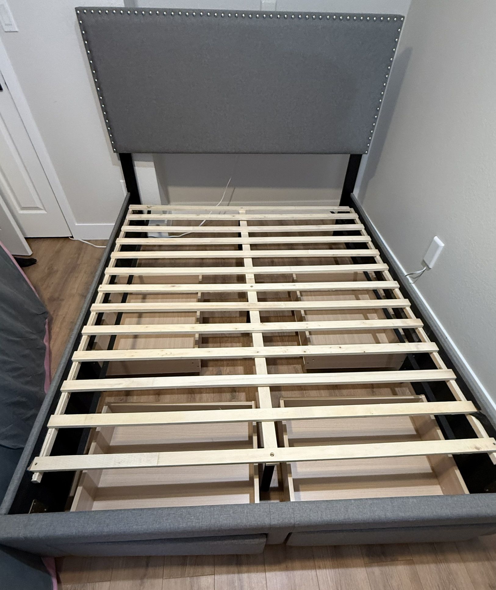 Queen Size Upholstered Platform Bed Frame with 4 Storage Drawers