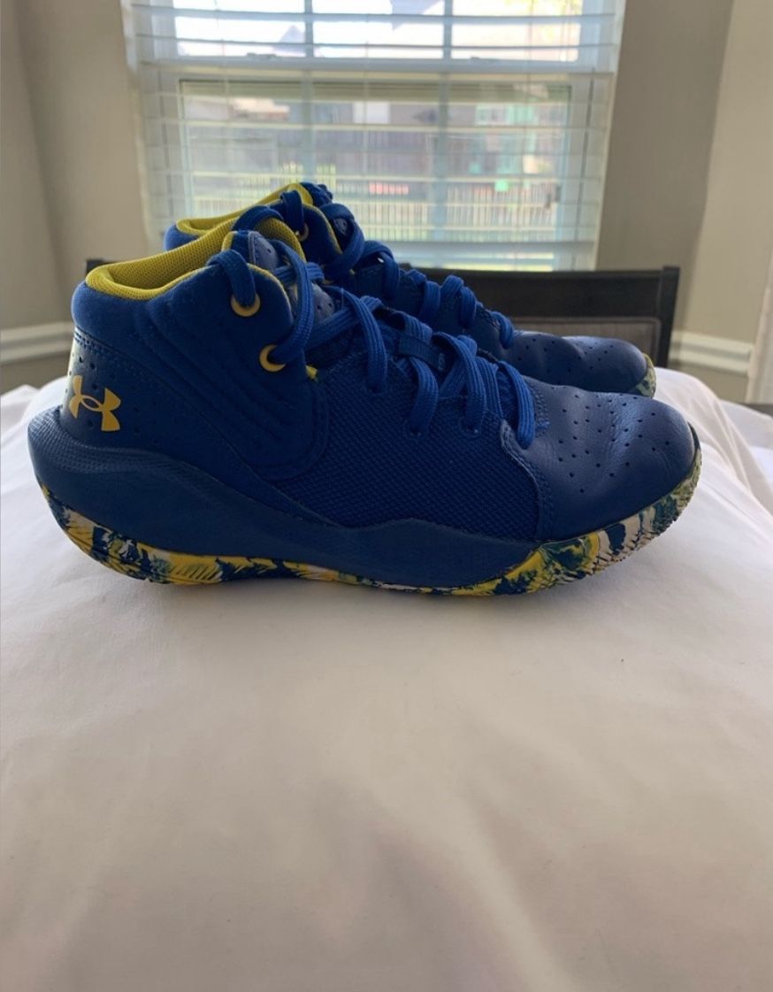 Under Armour Kids Jet '21 Basketball Shoes Size 1.5Y
