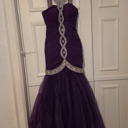 Amazing dress / gown