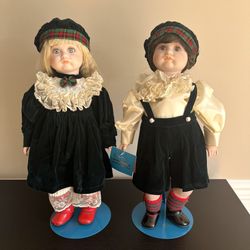MYD Marian Yu Designs Scottish Porcelain Dolls Twins Christmas Vintage 18in