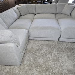 Dayna by Aiden & Ivy 7 Piece Fabric Modular Sectional Light Gray