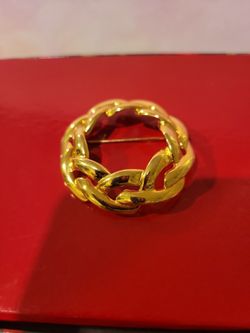 Gold Tone Braided Wreath Pin Brooch 2x2" F8-