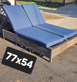 Double Chaise Lounger