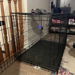 Large dog crate  Thumbnail