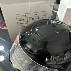 Motorcycle helmet size xl and small