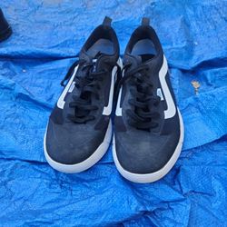 Van's 9.5 Black Ultra Range