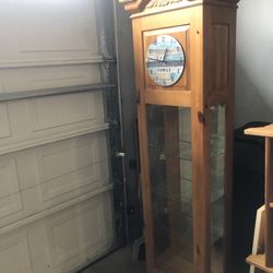 Broyhill Standing Clock