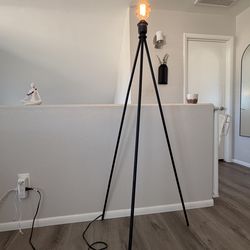 Tall Tripod Lamp