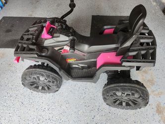 POWER WHEEL 4 Wheeler For Girls (USED) 12 Volt