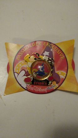 Disney MGM Studios Passholder Exclusive 2005 LE Pin
