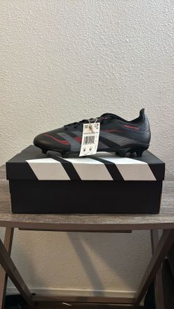 ADIDAS Predator (8 Men’s) (9 Women’s)