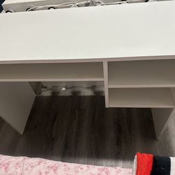 white desk 