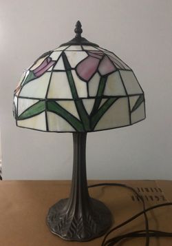 Tiffany Style Lamp