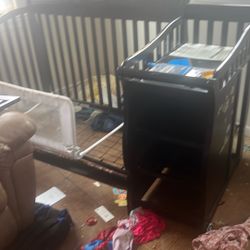 Convertible Crib/toddler Bed