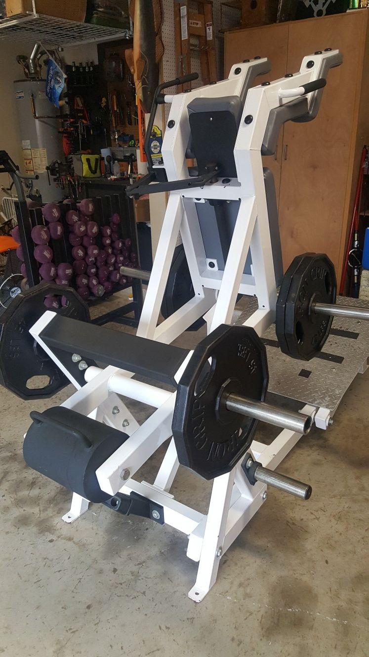 Nebula hack squat