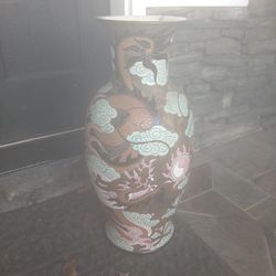 Dona Saigon Vase 