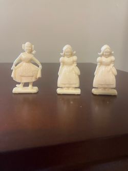 Vintage 3 “Dancers of the World” Figurines