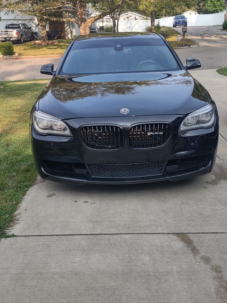 2013 BMW 750LI