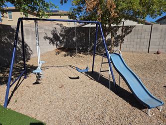 Swing set