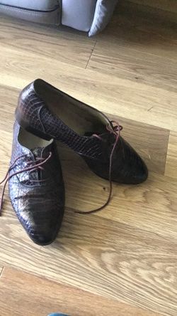 Leather shoes