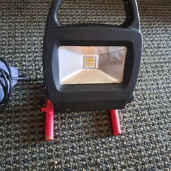 SMALL WORK LIGHT RECHARGEABLE 