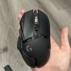 Logitech G502 HERO mouse