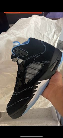 Jordan 5 Retro Black University Blue / Size 10.5