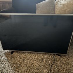 Sharp 50” LED tv