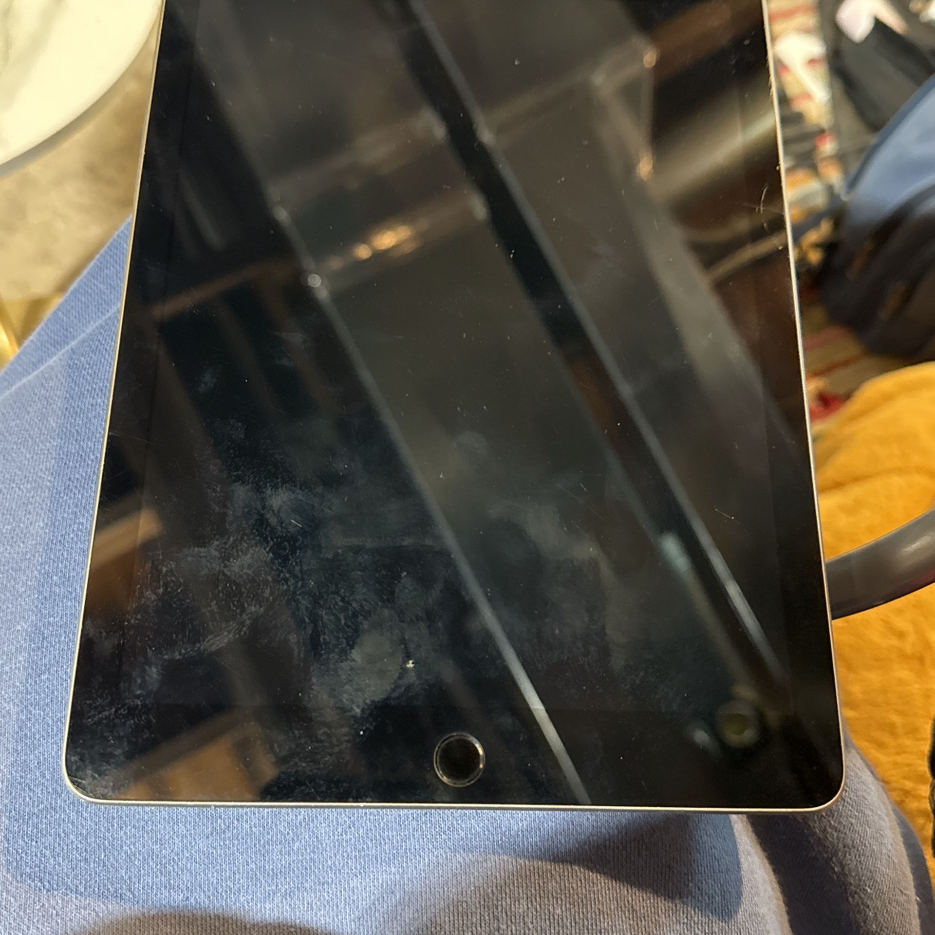 iPad 6th Gen WiFi Only