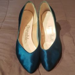 Turquoise Heels Size 7