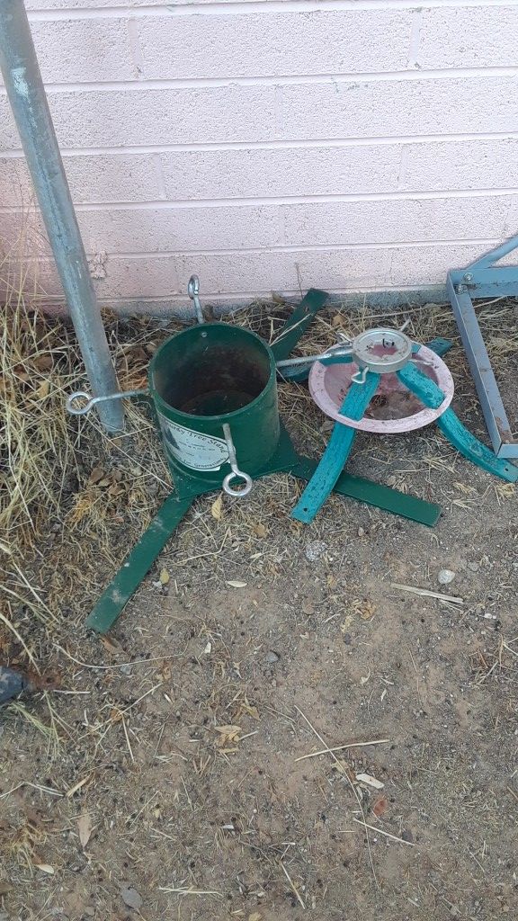 Christmas tree stands heavy duty up to 12 feet and small, see pics
