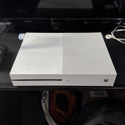 Xbox One S