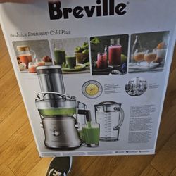 The Breville Juice Fountain® Cold PlusThe Breville Juice Fountain® Cold Plus