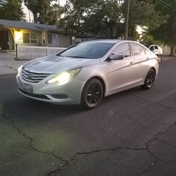 Hyundai sonata gls clean title