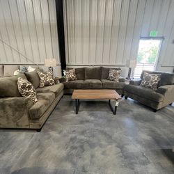 3pc Set: Sofa, Love Seat, & Chair