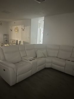 Luxury Reclining Sectional