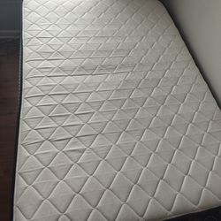 Free Full Size Mattress by June 15