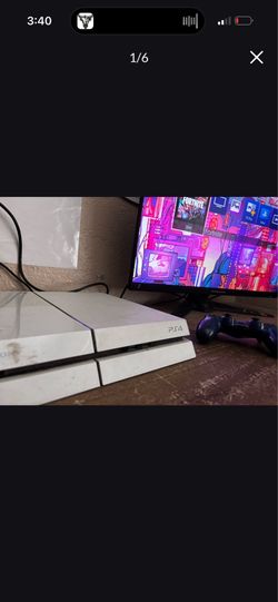 PlayStation / PS4 (White) (With Controller)